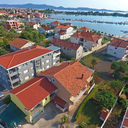 Apartments Lena Sukošan Buitenkant foto