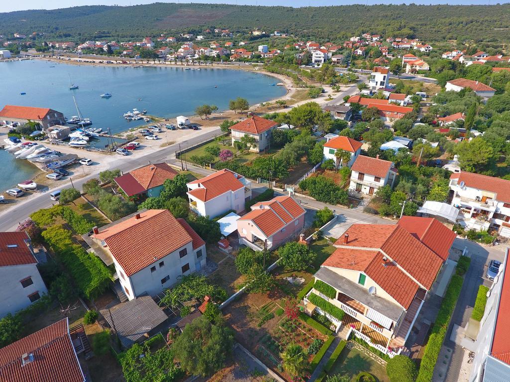 Apartments Lena Sukošan Buitenkant foto