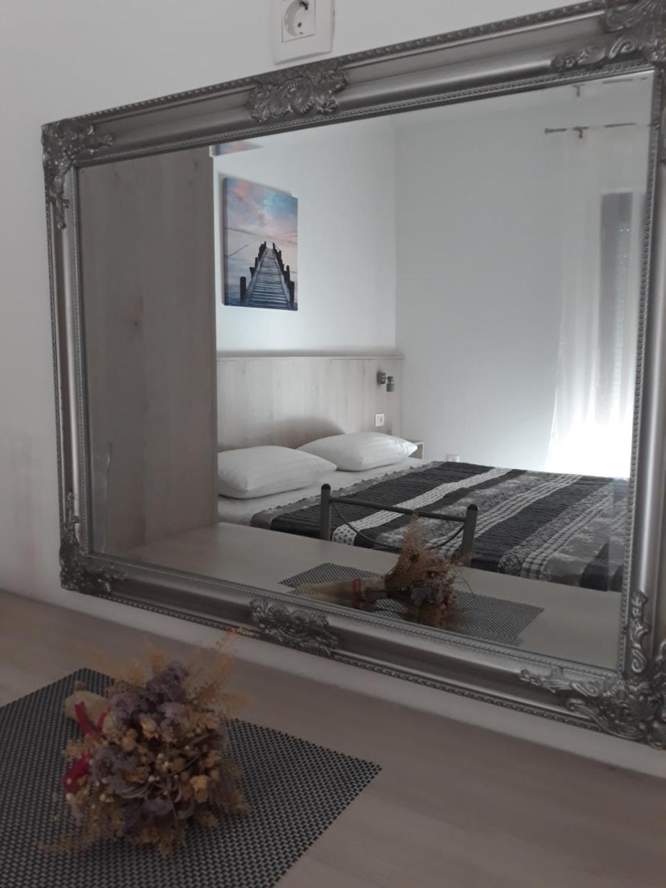 Apartments Lena Sukošan Buitenkant foto
